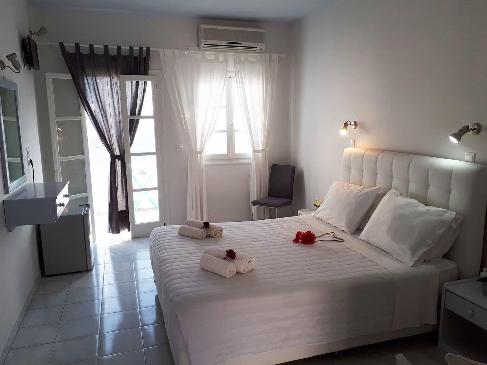 Hotel Petradi Chora  Bagian luar foto